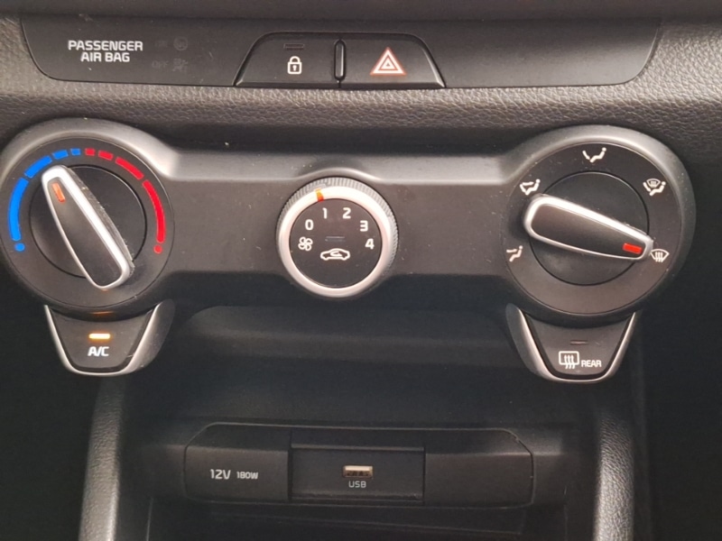 Used Kia Stonic 2023 for sale - 77708008: Photo 17