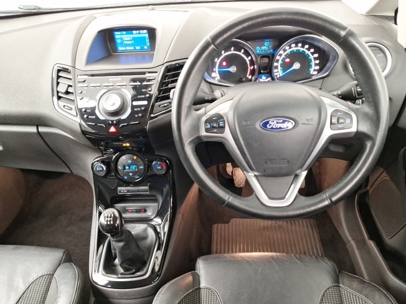 Used Ford Fiesta 2015 for sale - 77141353: Photo 7