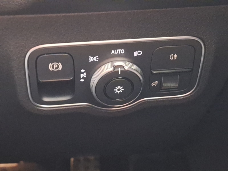 Used Mercedes-Benz GLB 2023 for sale - 76475503: Photo 18