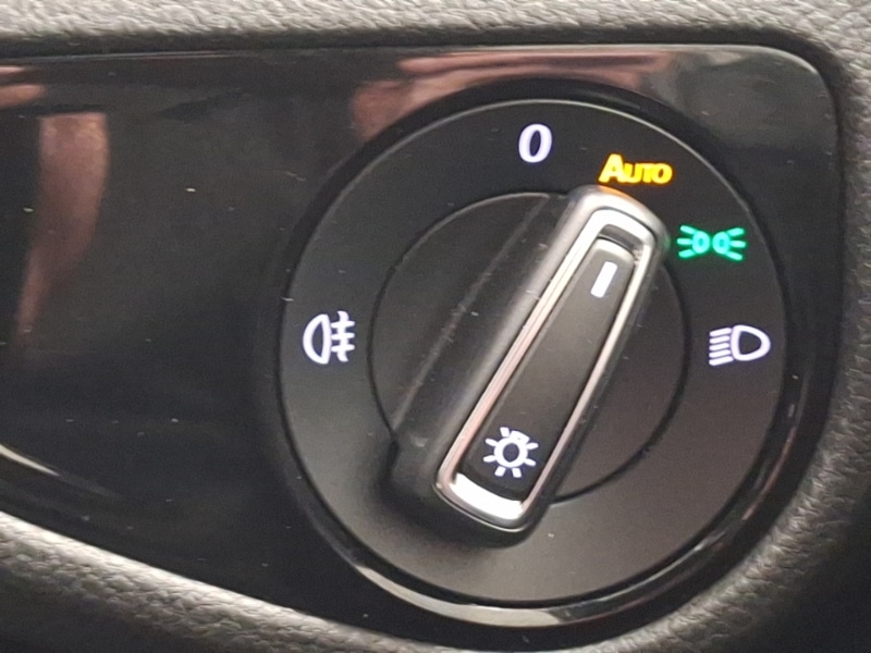 Used Volkswagen Golf 2017 for sale - 78125579: Photo 14