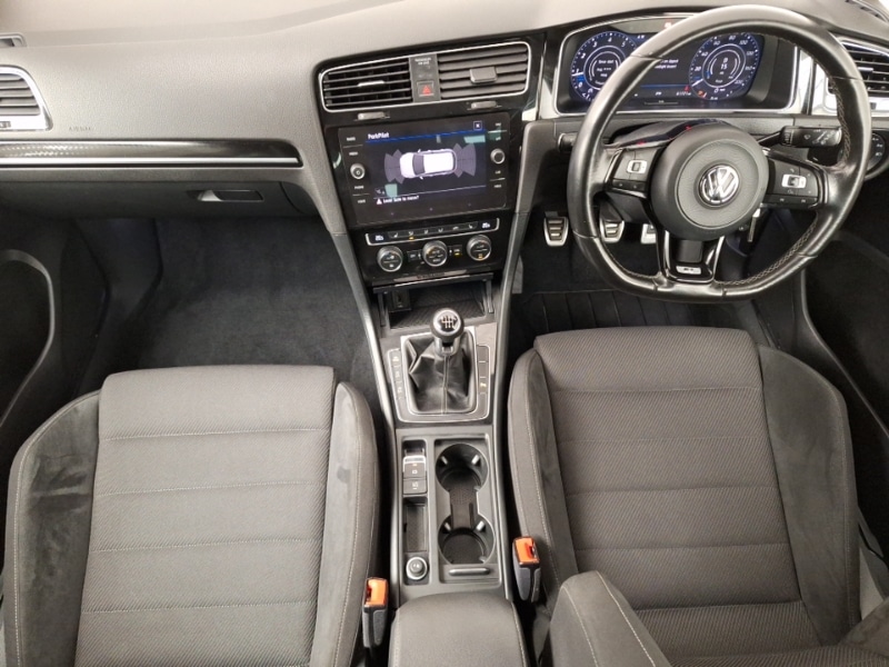 Used Volkswagen Golf 2017 for sale - 78125579: Photo 2