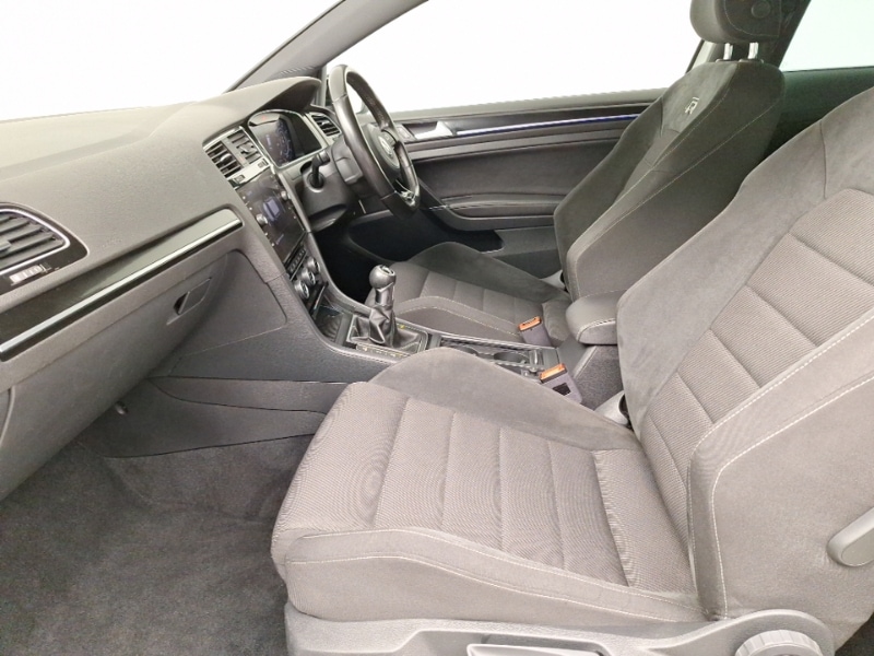 Used Volkswagen Golf 2017 for sale - 78125579: Photo 5