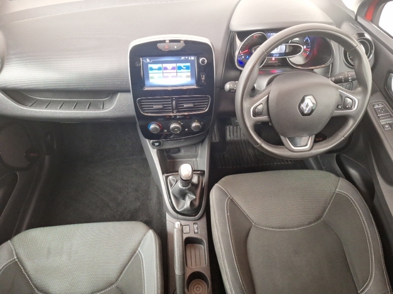 Used Renault Clio 2019 for sale - 76924873: Photo 2