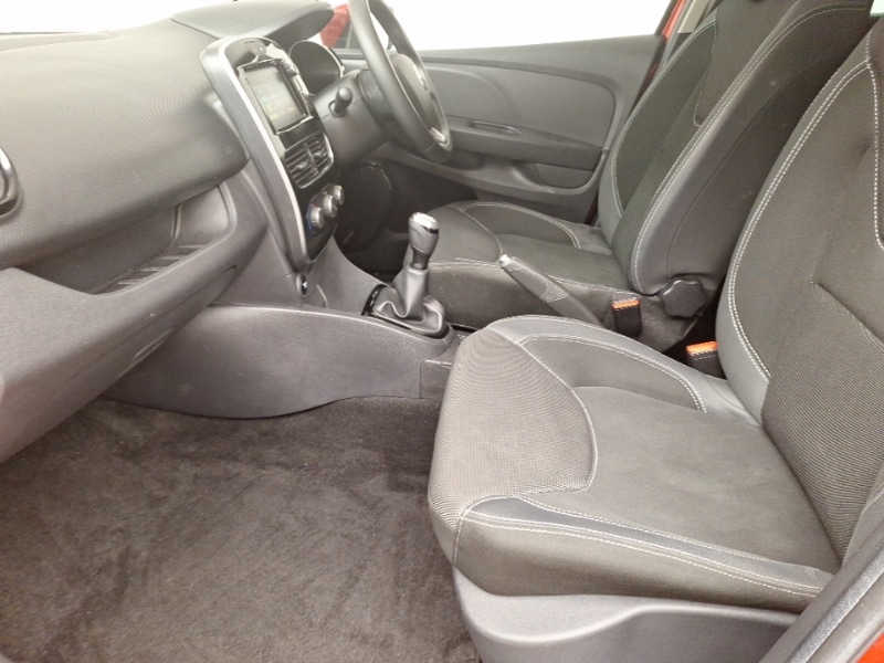 Used Renault Clio 2019 for sale - 76924873: Photo 5