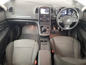 Used Renault Grand Scenic 2019 for sale - 78066142: Photo