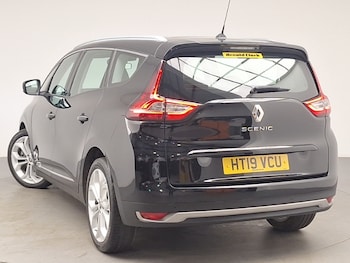 Used Renault Grand Scenic 2019 for sale - 78066142: Photo