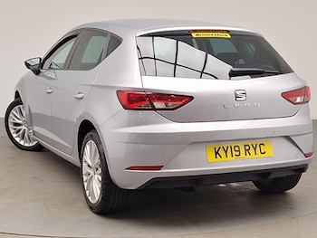 Used SEAT Leon 2019 for sale - 77677800: Photo