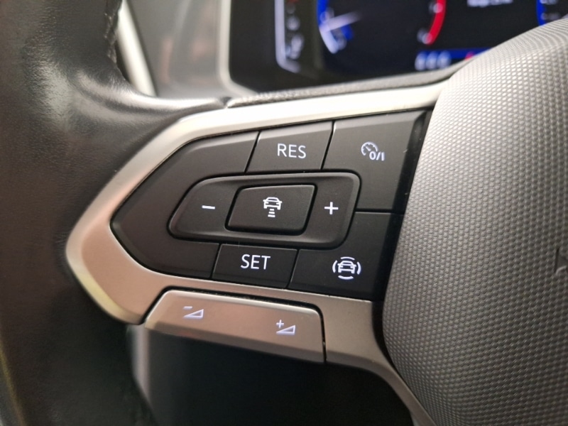 Used Volkswagen T-Roc 2022 for sale - 76707777: Photo 13