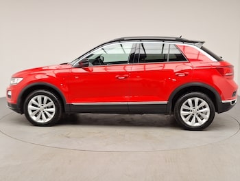 Used Volkswagen T-Roc 2019 for sale - 76055009: Photo