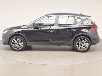 Used SEAT Arona 2024 for sale - 76560384: Photo