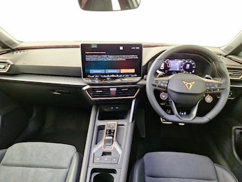 Used Cupra Leon 2025 for sale - 76258269: Photo 2