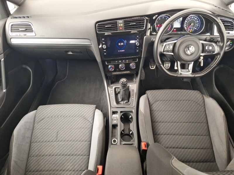 Used Volkswagen Golf 2018 for sale - 76668785: Photo 2