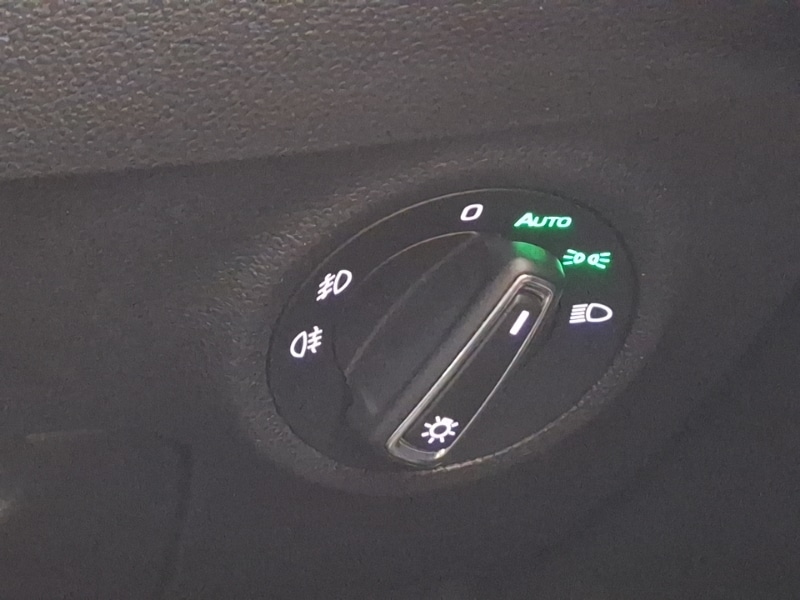 Used Skoda Karoq 2018 for sale - 77751856: Photo 14