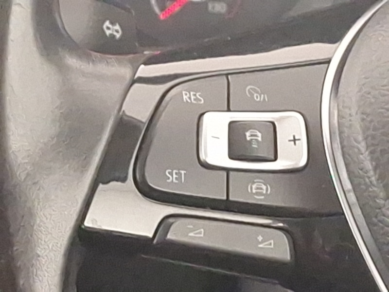 Used Volkswagen T-Roc 2019 for sale - 77782376: Photo 10