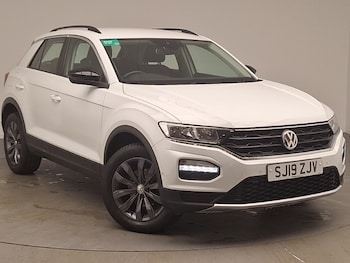Used Volkswagen T-Roc 2019 for sale - 77782376: Photo