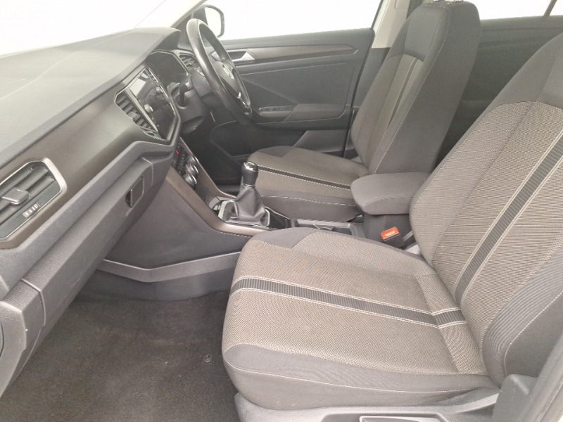 Used Volkswagen T-Roc 2019 for sale - 77782376: Photo 5