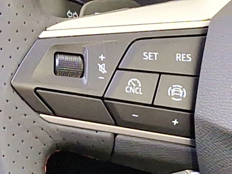 Used SEAT Leon 2025 for sale - 77889652: Photo 10