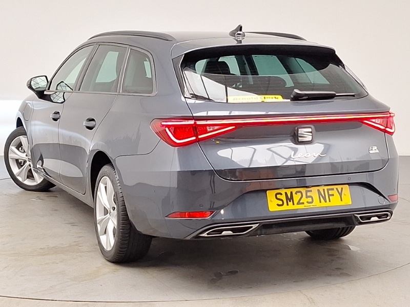 Used SEAT Leon 2025 for sale - 77889652: Photo 3