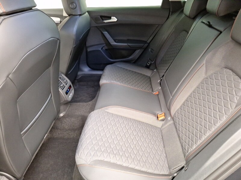 Used SEAT Leon 2025 for sale - 77889652: Photo 6