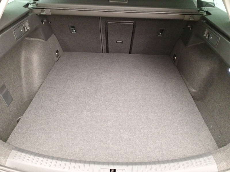 Used SEAT Leon 2025 for sale - 77889652: Photo 8