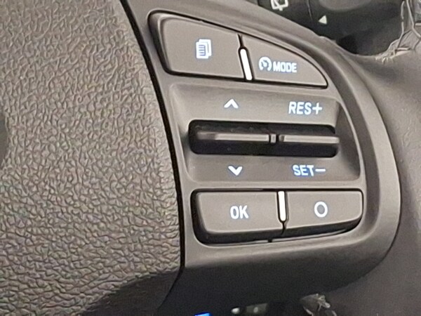 Used Hyundai i10 2022 for sale - 76135050: Photo 11