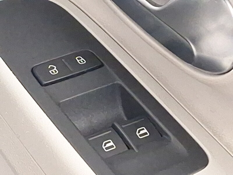 Used Volkswagen up! 2017 for sale - 77921980: Photo 10