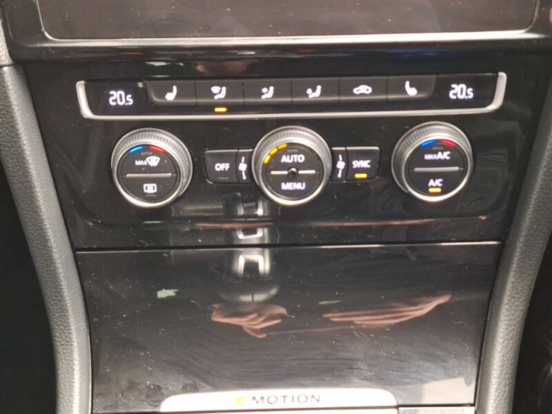 Used Volkswagen Golf 2017 for sale - 77596648: Photo 15