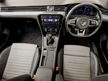 Used Volkswagen Passat 2017 for sale - 75455395: Photo