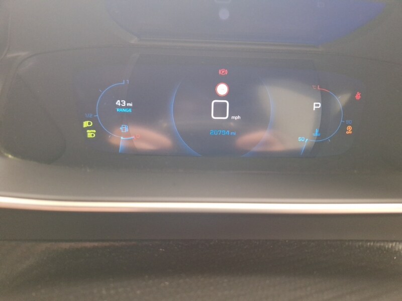 Used Peugeot 2008 2022 for sale - 77240996: Photo 15