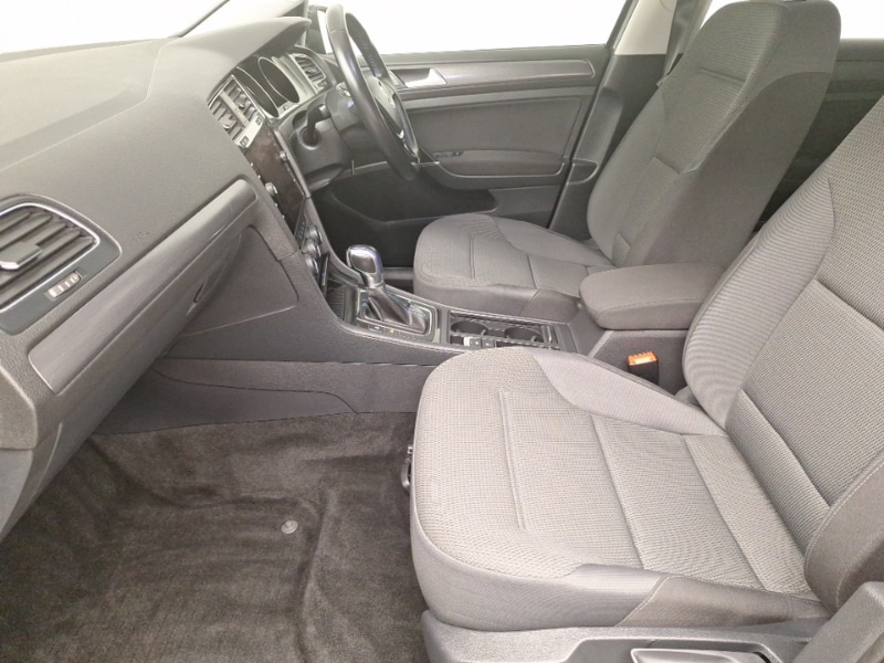 Used Volkswagen Golf 2019 for sale - 78013282: Photo 5