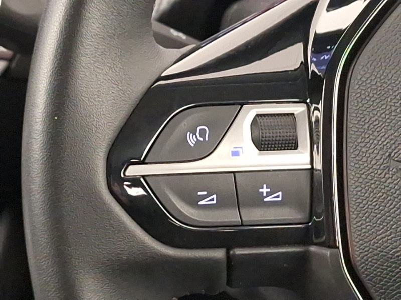 Used Peugeot 208 2021 for sale - 77596646: Photo 10