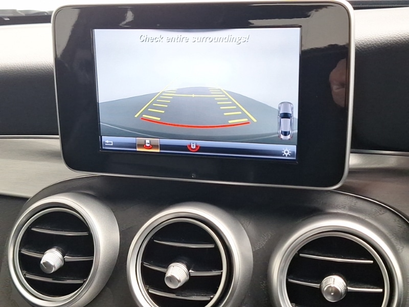 Used Mercedes-Benz C Class 2018 for sale - 76543353: Photo 12