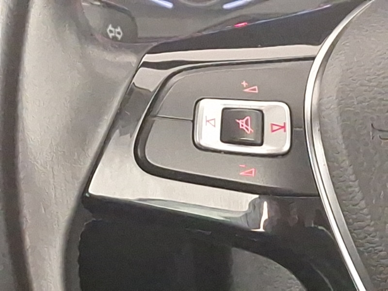 Used Volkswagen Polo 2019 for sale - 77777149: Photo 10