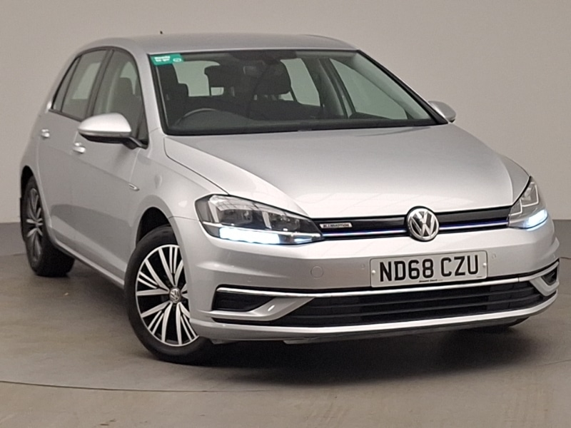 Used Volkswagen Golf 2018 for sale - 76795250: Photo 1