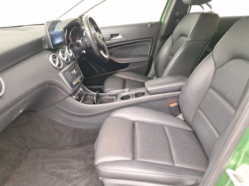 Used Mercedes-Benz A-Class 2017 for sale - 76397390: Photo 5