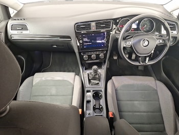 Used Volkswagen Golf 2019 for sale - 79468268: Photo