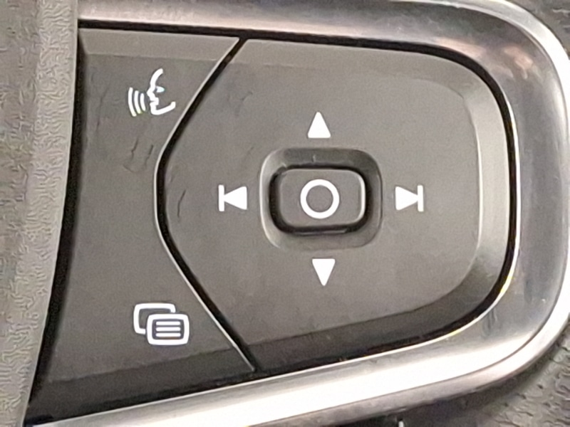 Used Volvo XC40 2020 for sale - 77405316: Photo 11