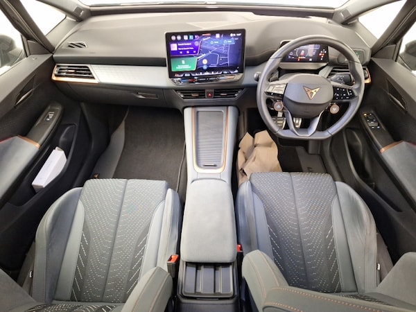 Used Cupra Born 2024 for sale - 76335623: Photo 2