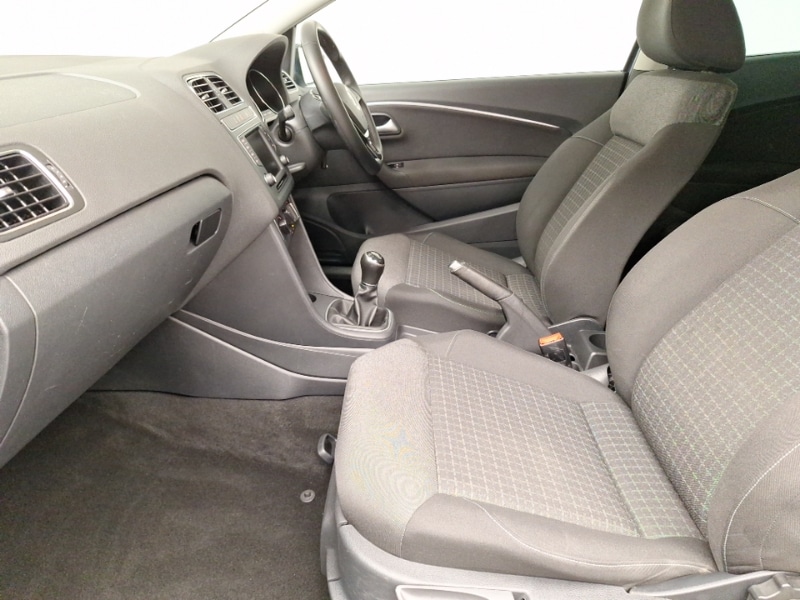 Used Volkswagen Polo 2016 for sale - 77663863: Photo 5