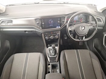 Used Volkswagen T-Roc 2019 for sale - 78683913: Photo