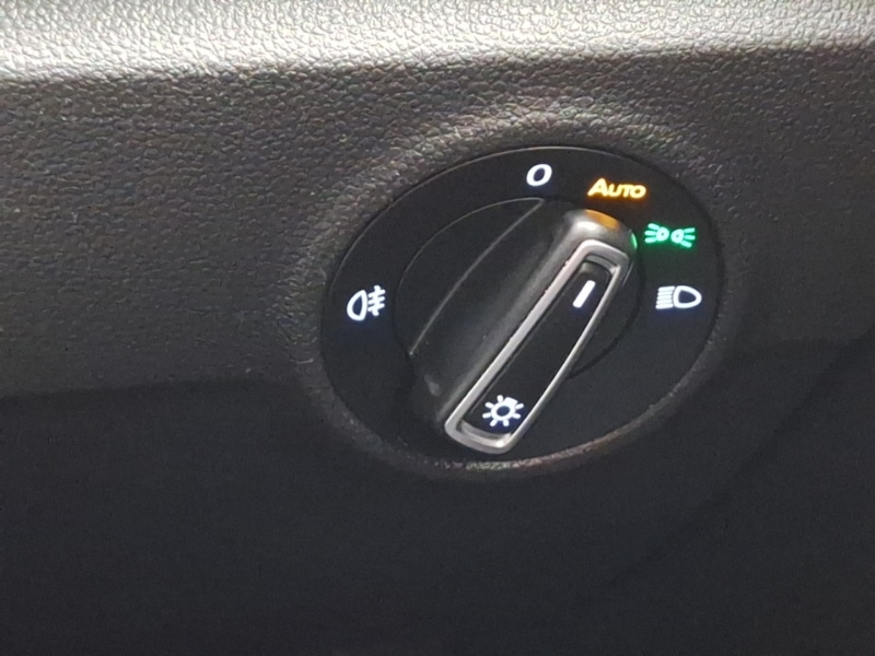 Used Volkswagen T-Roc 2018 for sale - 77418808: Photo 14