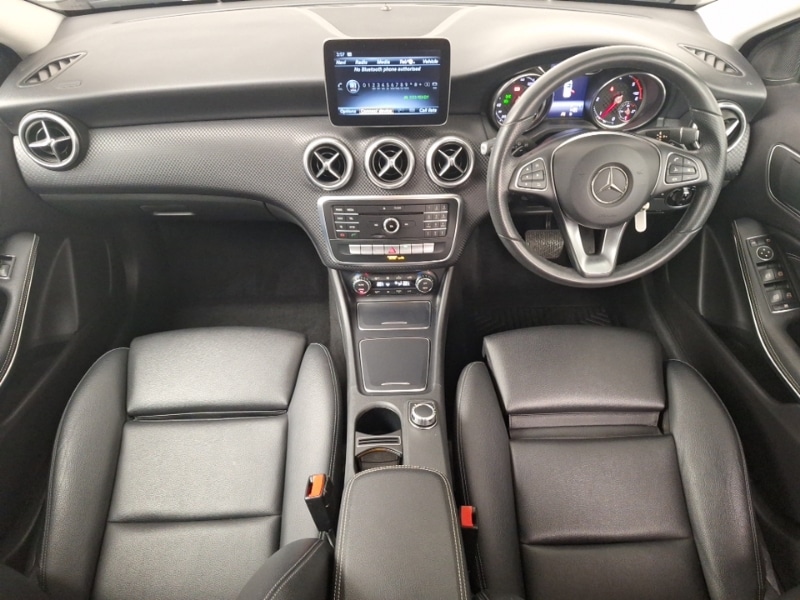 Used Mercedes-Benz A-Class 2018 for sale - 76893472: Photo 2