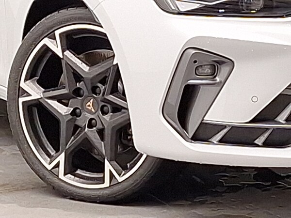 Used Cupra Leon 2025 for sale - 74636597: Photo 9