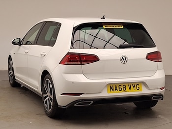 Used Volkswagen Golf 2018 for sale - 79074567: Photo