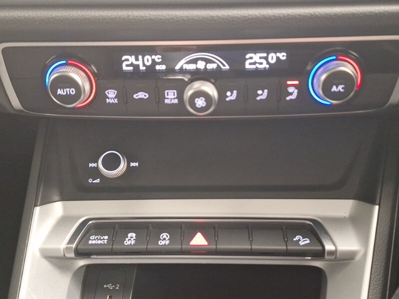 Used Audi Q3 2021 for sale - 76763671: Photo 15