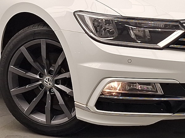 Used Volkswagen Passat 2017 for sale - 76130193: Photo 9
