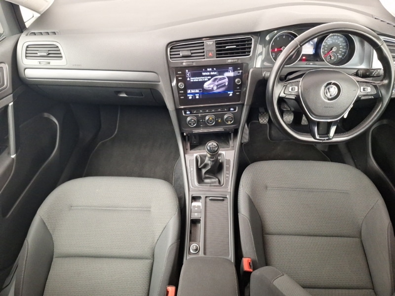 Used Volkswagen Golf 2019 for sale - 77070168: Photo 2