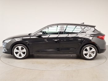 Used SEAT Leon 2024 for sale - 78230285: Photo