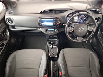 Used Toyota Yaris 2018 for sale - 79569669: Photo