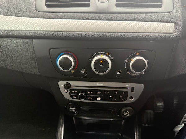 Used Renault Megane 2012 for sale - 76253197: Photo 12